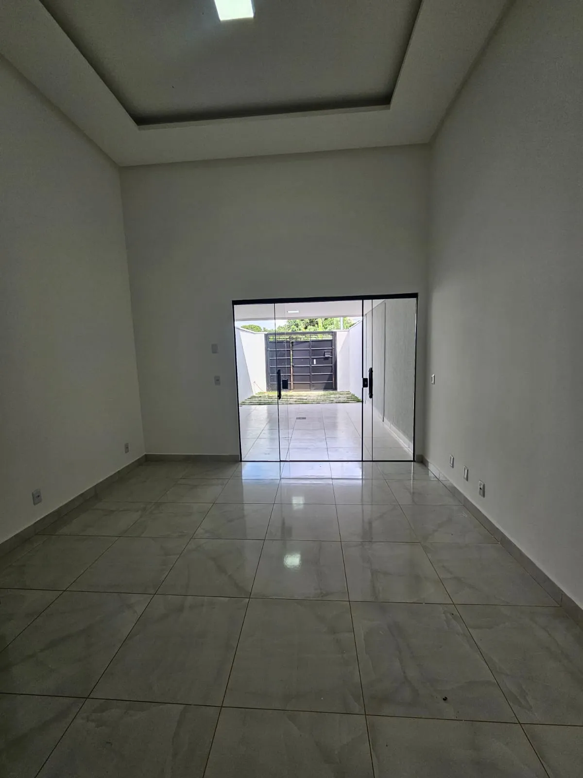 CASA 3Q - 1 SUÍTE - BAIRRO JIBRAN (LOTE 100M²) — foto 1